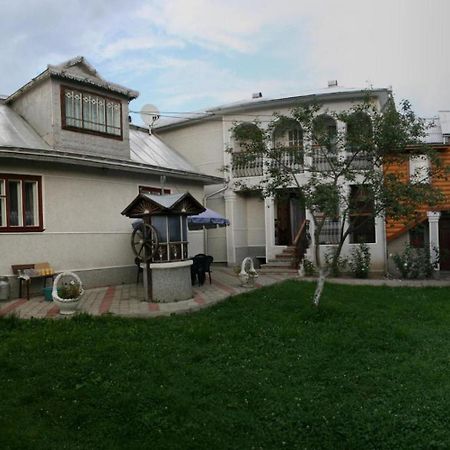 Guest House Perlyna Верховина Экстерьер фото